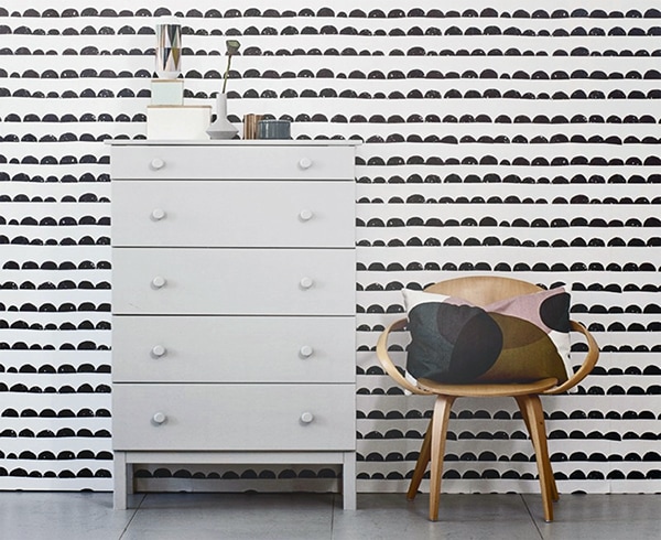 doorsixteen_fermliving_halfmoonwallpaper