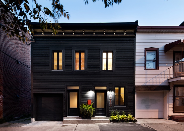 Black house in Montreal designed by Architecture Open Form - doorsixteen.com