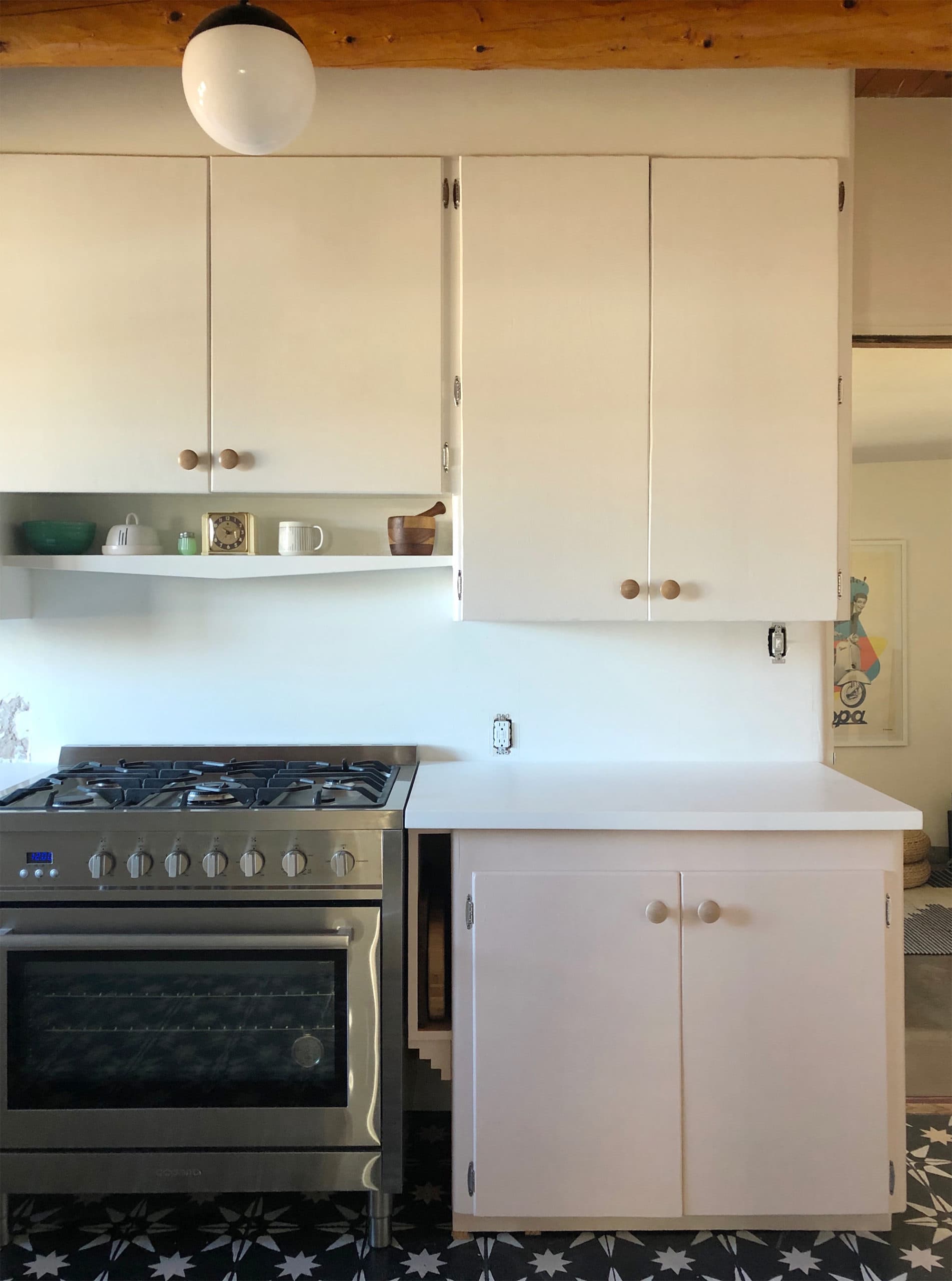 LG HI-MACS kitchen countertop installation