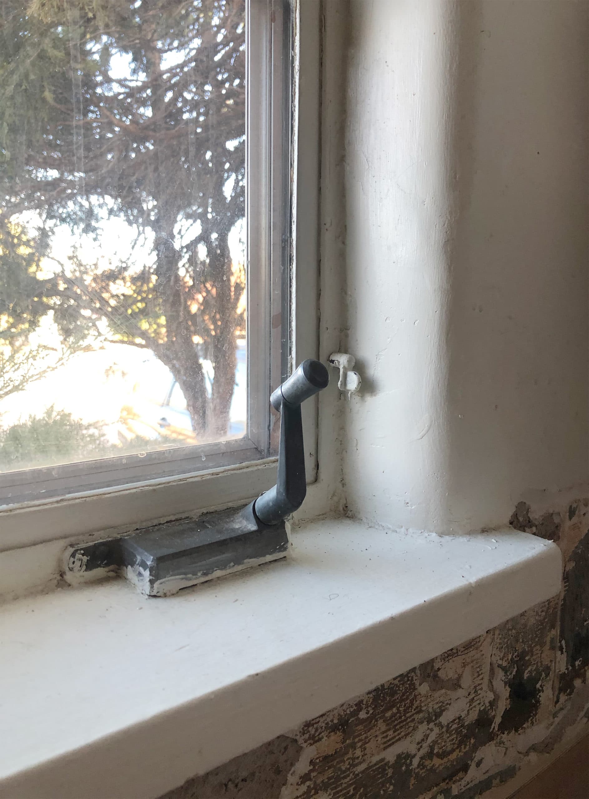 Kitchen steel casement window - doorsixteen.com